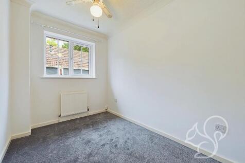 CAM01254G0-PR0229-STILL015.jpg