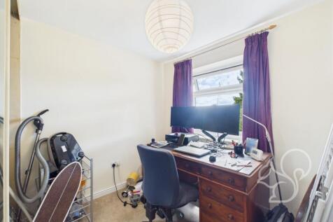 CAM01659G0-PR0515-STILL006.jpg