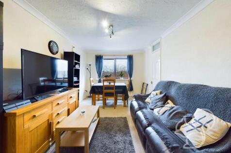 CAM01254G0-PR0010-STILL006.jpg