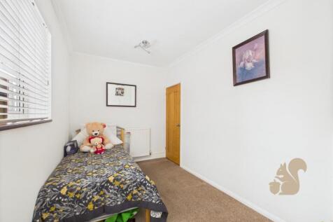 CAM01659G0-PR0550-STILL014.jpg
