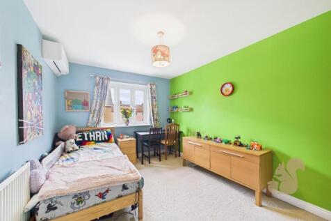 CAM01659G0-PR0578-STILL014.jpg