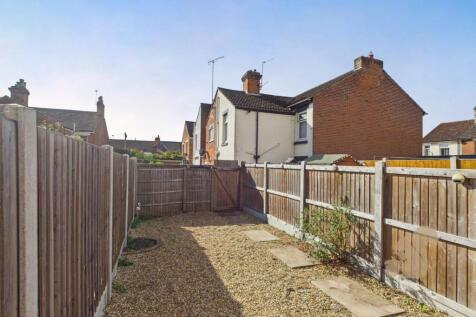 CAM01659G0-PR0599-STILL029.jpg