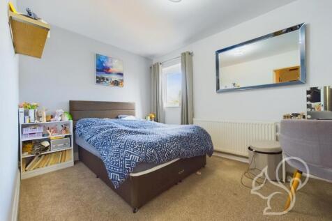 CAM01254G0-PR0179-STILL013.jpg