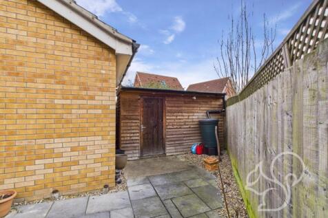 CAM01659G0-PR0369-STILL029.jpg