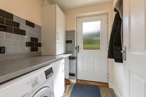 38 Knoll Park Galashiels 25.JPG