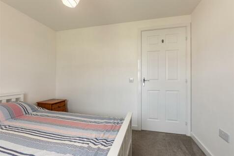 38 Knoll Park Galashiels 42.JPG