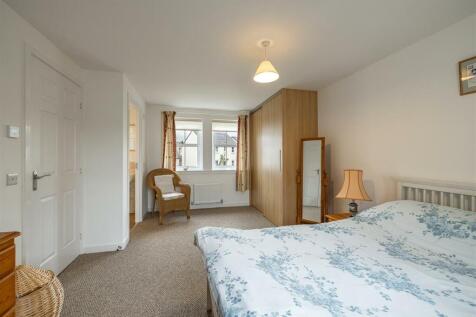 14 Knoll Park Place Galashiels 42.JPG