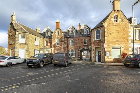 2a Railway Court Newtown St Boswells 01.JPG
