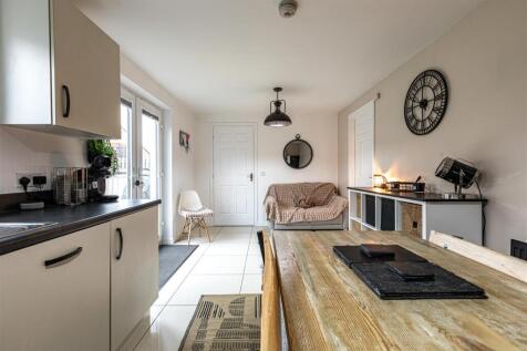 13 Kingfisher Grove Galashiels 13.JPG