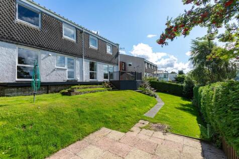 5 Leaderdale Crescent Outside 25.JPG