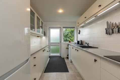 5 Leaderdale Crescent Earlston 22.JPG