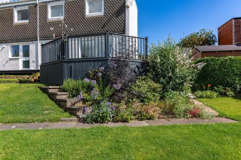 5 Leaderdale Crescent Outside 38.JPG