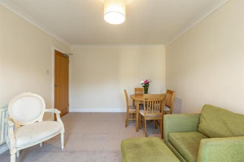 10 Thistle Court Galashiels 13.JPG