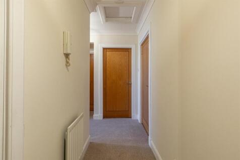 10 Thistle Court Galashiels 10.JPG