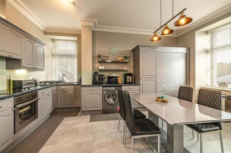 8 Glentress Apartments Melrose 10.JPG