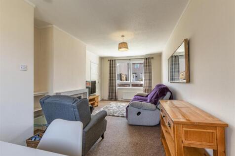 53 Weirgate Avenue St Boswells 12.JPG