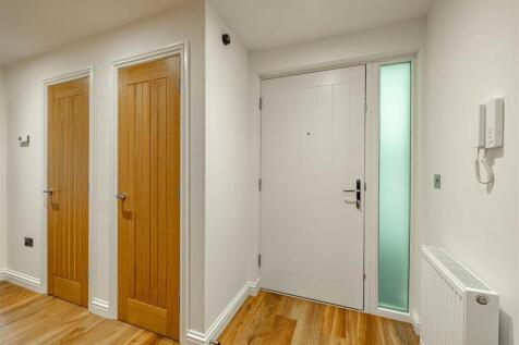 7 West Grove Apartments Melrose Low Res 04.JPG