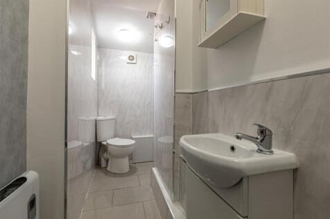 8_2 Teviot Crescent Hawick 17.JPG