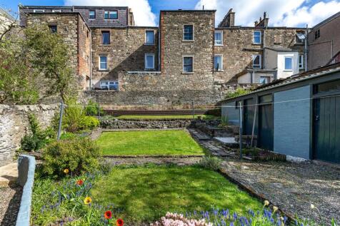 8_2 Teviot Crescent Hawick 26.JPG