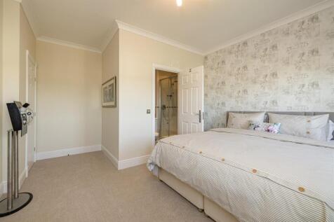 33 Bowmont Court Kelso 45.JPG