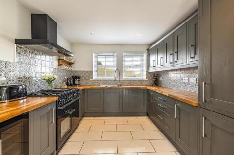 41 Knoll Park Galashiels 17.JPG