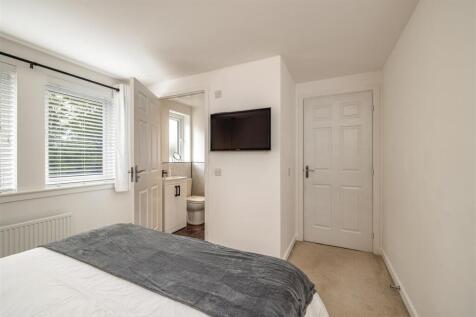 41 Knoll Park Galashiels 30.JPG
