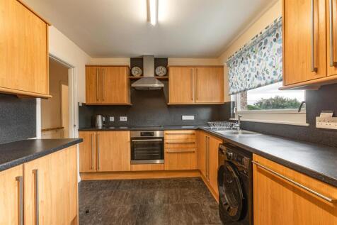 1 Robert Court Galashiels 16.JPG