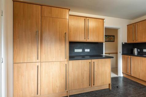 1 Robert Court Galashiels 19.JPG