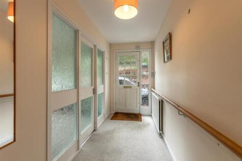 1 Robert Court Galashiels 08.JPG