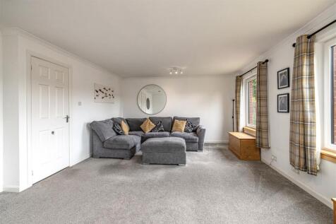 3 Abbotsview Gardens Galashiels 13.jpg