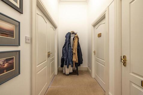87 Dingleton Apartments Melrose 09.jpg