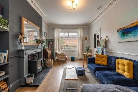 12 Elm Row Galashiels 09.JPG