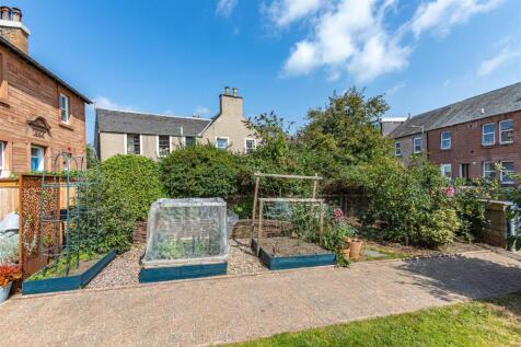 12 Elm Row Galashiels 45.JPG