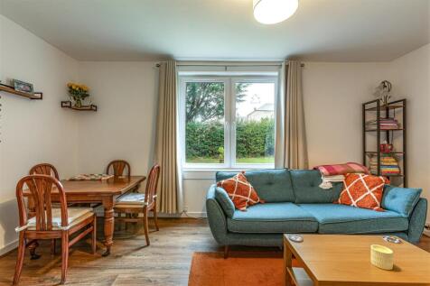 16 Eildon Crescent Newtown St Boswells 15.JPG