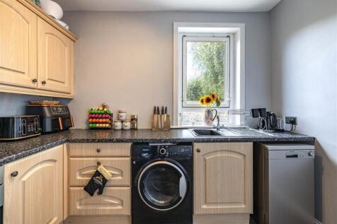2  Balmoral Avenue Galashiels 17.JPG
