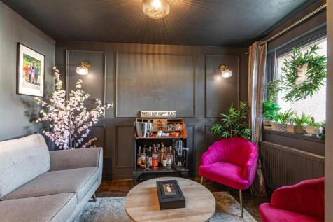 16 Stobshaw Place Tweedbank 05.JPG