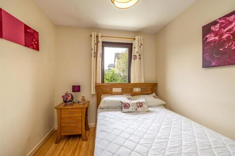 9 Sergeants Park Newtown St Boswells 28.JPG