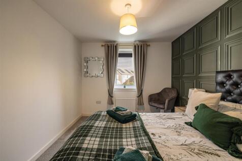 8 Knoll Park Avenue Galashiels 42.JPG