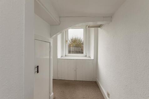 9 Millburn Place Selkirk 19.JPG