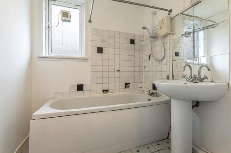 9 Millburn Place Selkirk 30.JPG