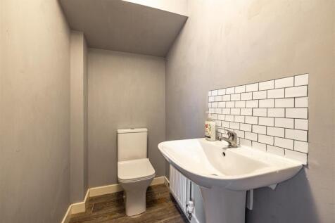 28 Knoll Park Galashiels 15.JPG