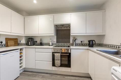 56 Kingsknowes Village Galashiels 10.JPG