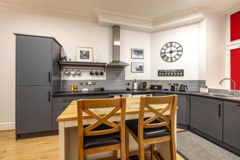 92 Dingleton Apartments Melrose 15.JPG