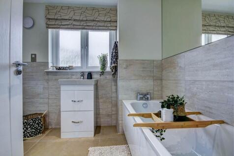 Family-friendly bathroom