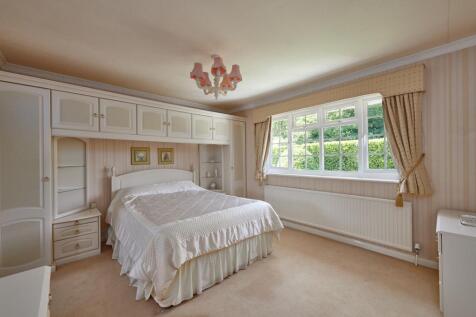 Principal bedroom