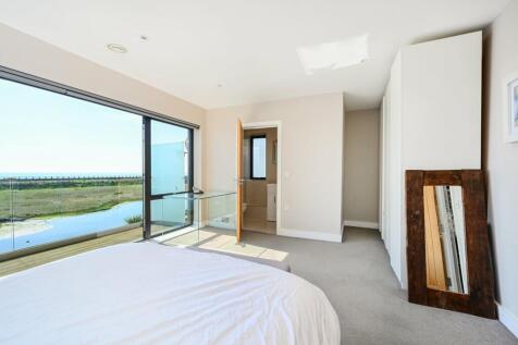 Master Bedroom Alt