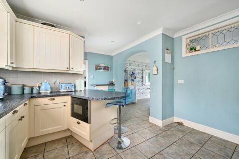 Kitchen 3