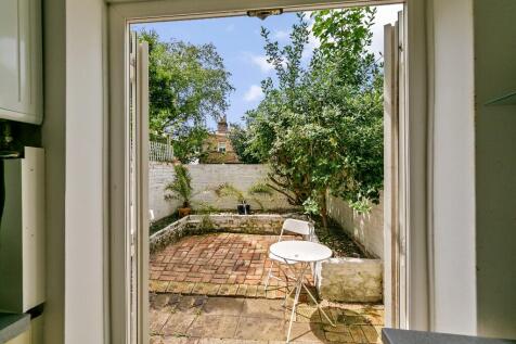 Property Image 8