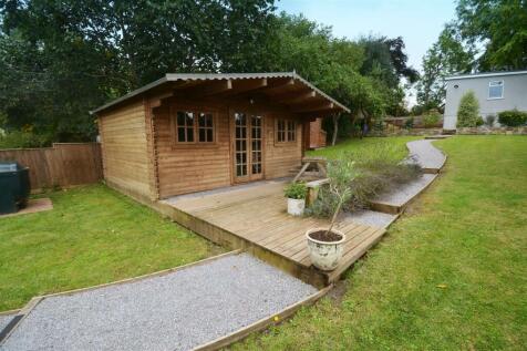 SUMMERHOUSE