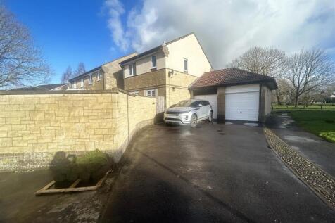 GARAGE &amp; DRIVEWAY